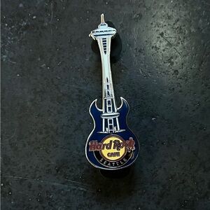 Hard Rock Cafe Seattle Space Needle Enamel Guitar Pin
